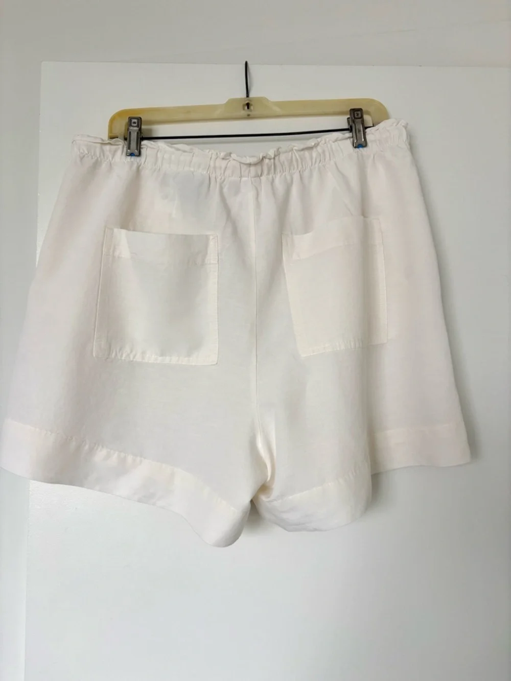 H&M Cream Drawstring Shorts Size L, Lounge, Casual